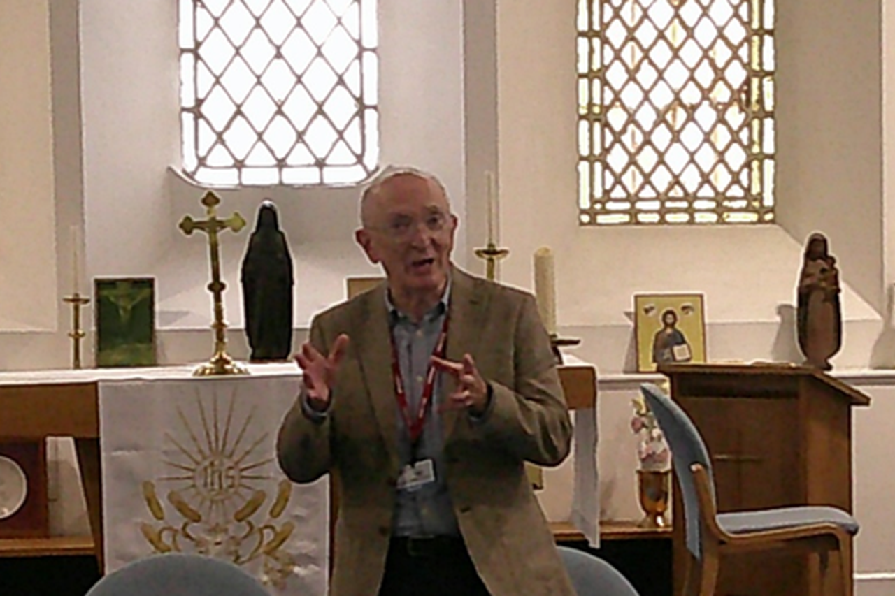 Paul Davies MP presenting to Novus prison learners